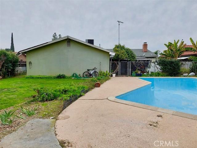 1004 Homassel, Lindsay CA 93247 for Sale