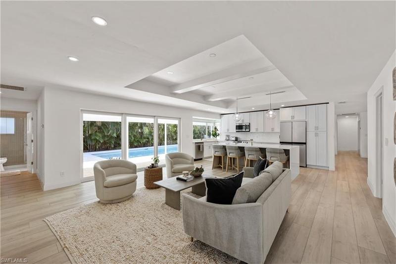 300 Country Club Drive, Naples, FL 34110 for Sale