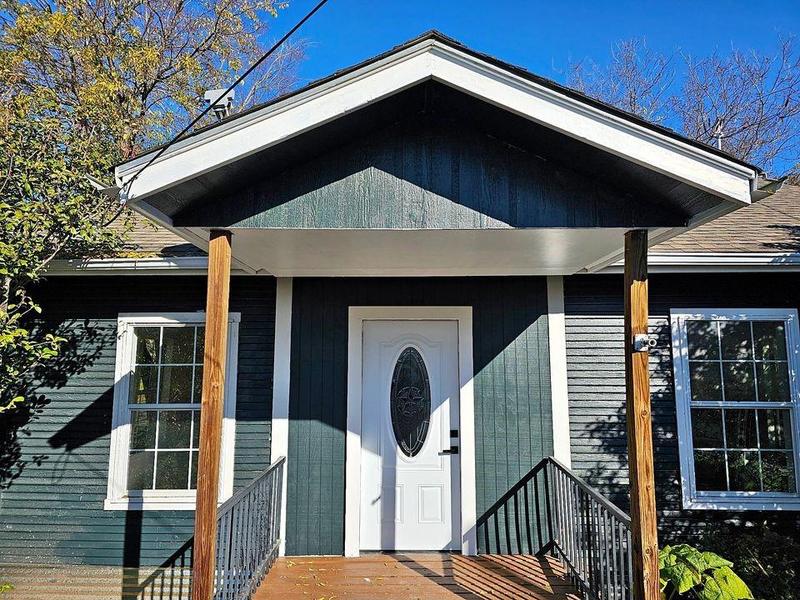 1501 East Scott Street, Gainesville, TX 76240 for Sale