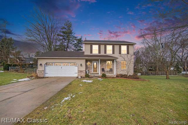 10106 CURTIS DR, Pinckney, MI 48169 Single Family Residence For Sale  MLS# 20240005497