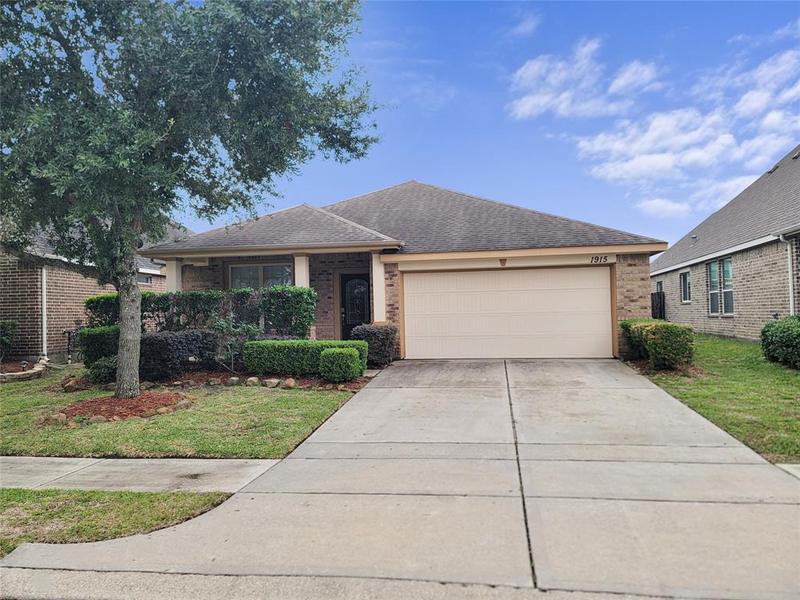 1915 Bossingham Ln, Houston, TX 77049 for Sale