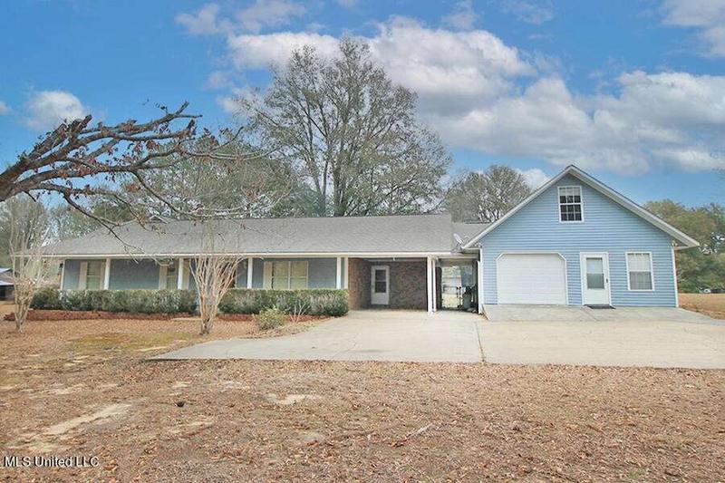 112 Moody Drive, Lucedale, MS 39452  621089462 for Sale