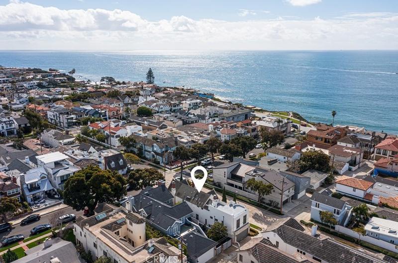 301 Narcissus Ave, Corona del Mar, CA 92625 - MLS NP24025632 for Sale