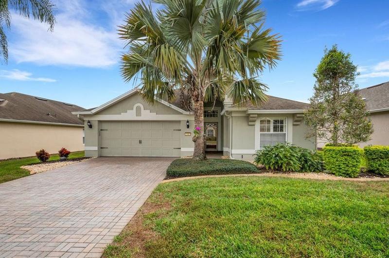 541 Arena Dr, Davenport, FL 33837 - MLS S5098047 for Sale