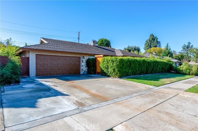 808 Arroues Drive, Fullerton CA 92835 for Sale