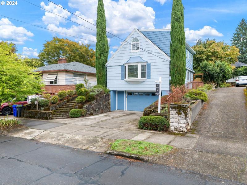930 SE 53RD AVE, Portland OR 97215 for Sale