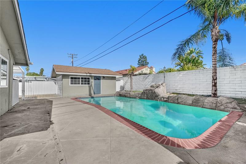 1214 North Holly Street, Anaheim, CA 92801 for Sale