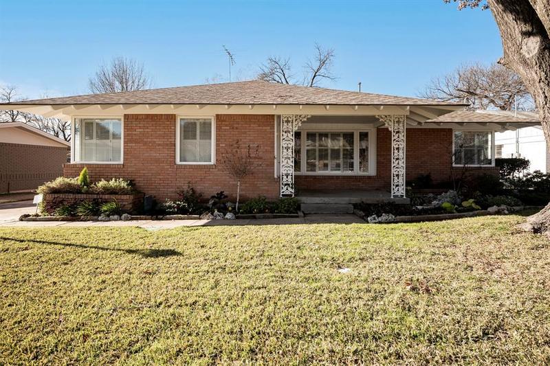 6623 Ridgemont Dr, Dallas, TX 75214 for Sale
