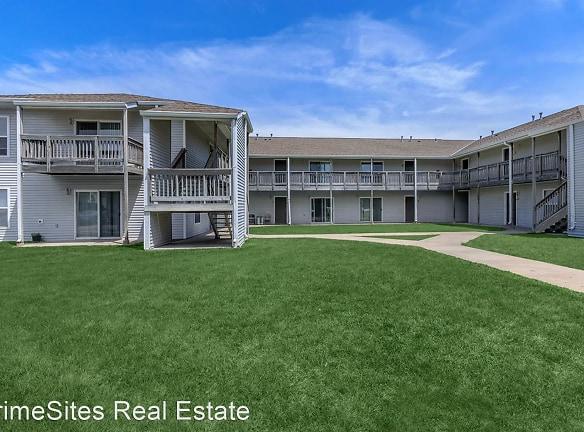 415 S Cherry St - Grand Island, NE 68801 - Home For Rent