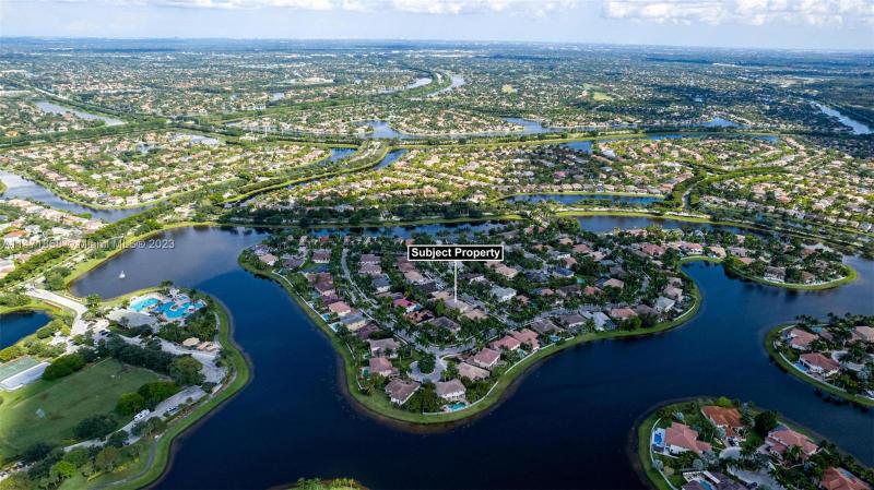904 Stillwater Court, Weston, FL 33327 for Sale