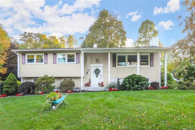 3405 STONY ST, Mohegan Lake, NY 10547 Single Family Residence For Sale  MLS# H6284463