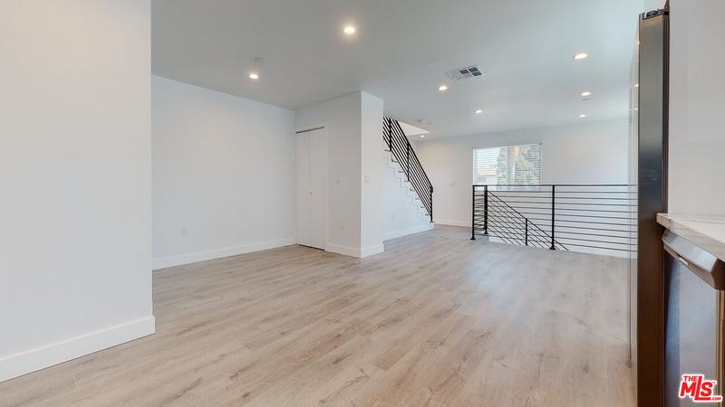 1433 South Westmoreland Avenue, Los Angeles, CA 90006 for Rent