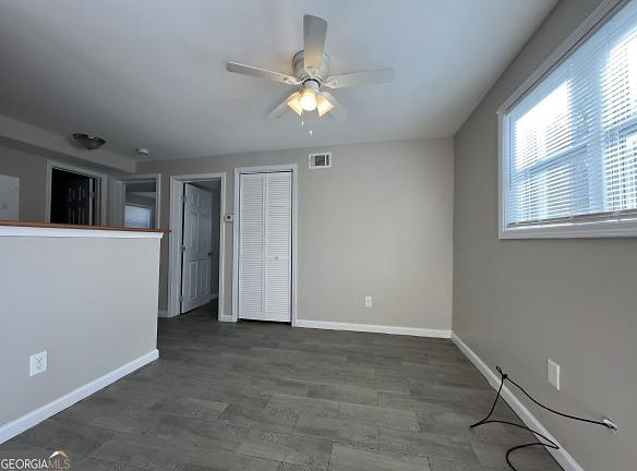 407 Sunset Ave NW #6 - Atlanta, GA 30314 - Home For Rent