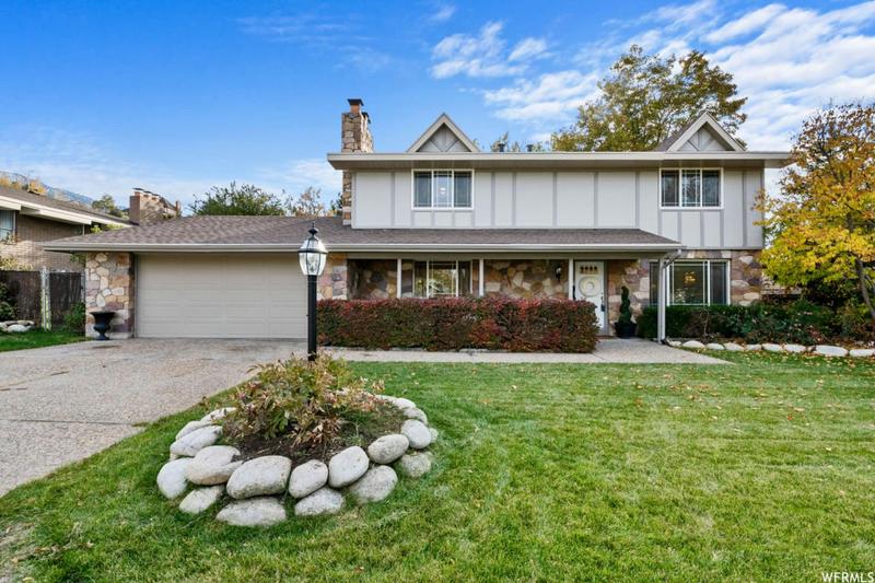 2566 E SNOW MOUNTAIN DR, Sandy, UT 84093 Single Family Residence For Sale  MLS# 1967875