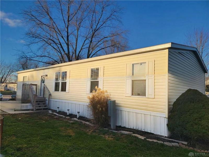 2115 E GREENFIELD DR, Middletown, OH 45044 Mobile Home For Sale  MLS# 902748