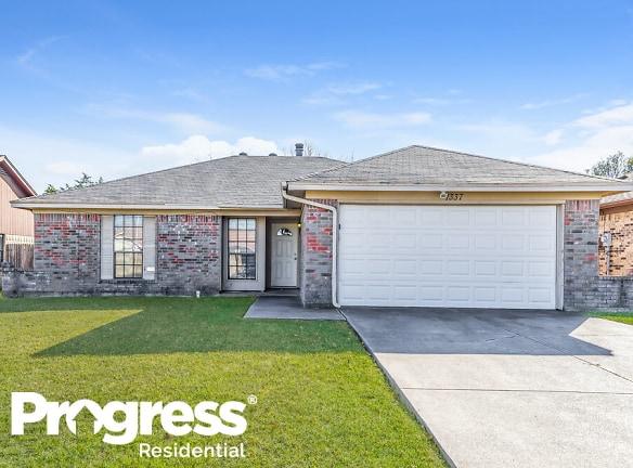 1337 N Creek Dr - Fort Worth, TX 76179 - Home For Rent