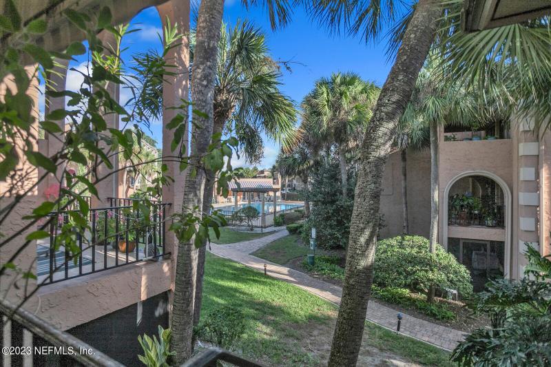 5375 Ortega Farms Boulevard, Unit 611, Jacksonville, FL 32210 for Sale