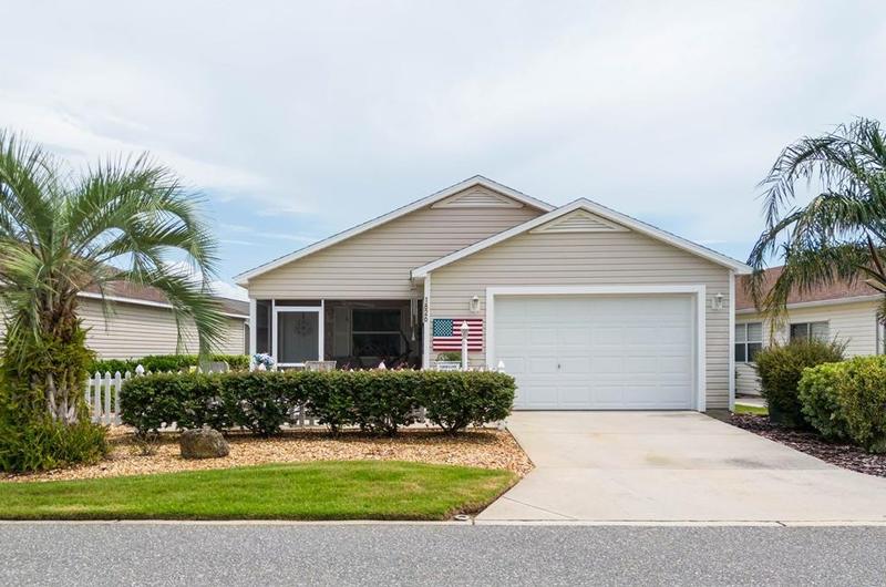 1826 Hallandale Ln, The Villages, FL 32162 - MLS G5072217 for Sale