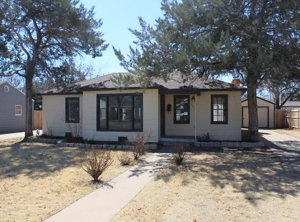 3411 27th St - Lubbock, TX 79410 - Home For Rent
