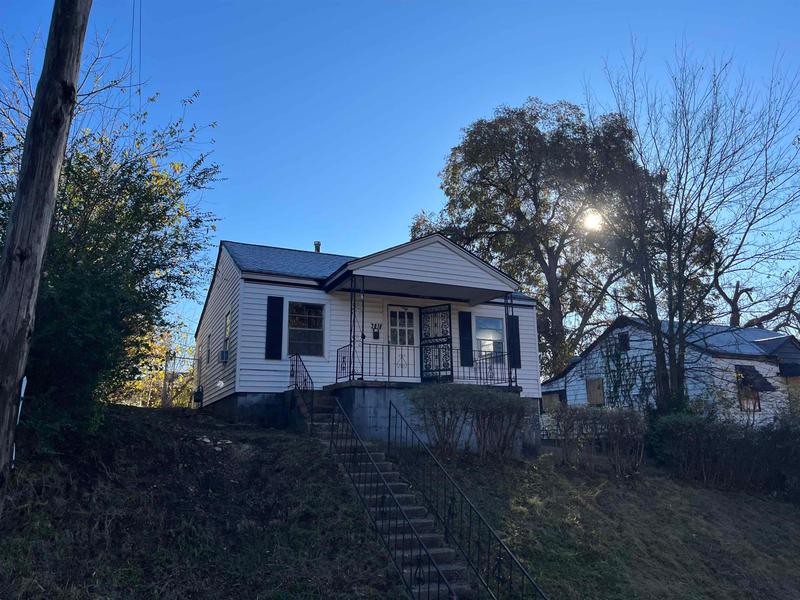 2070 Farrington Street, Memphis, TN 38109 for Sale