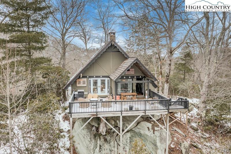 143 OAK, Boone, NC 28607 Single Family Residence For Sale  MLS# 247590