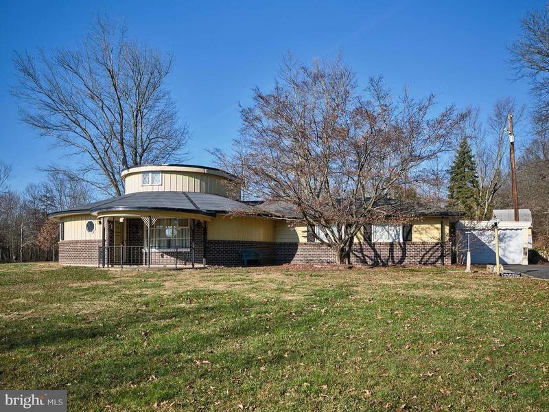 3395 SCHOOL ROAD, KINTNERSVILLE, PA 18930  614678147 for Sale