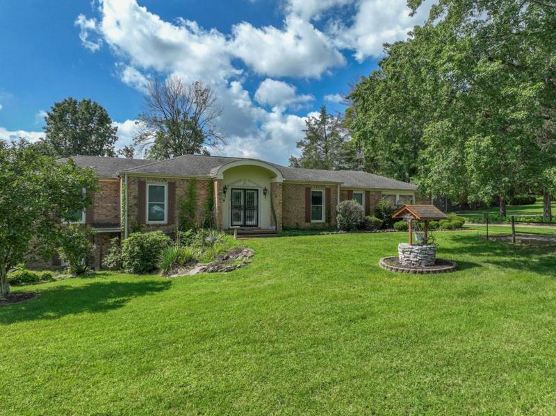 112 OAKMONT DR, Mount Juliet, TN 37122 Single Family Residence For Sale  MLS# 2619253