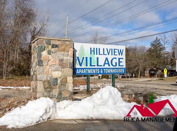 151 Huronview Court - White Lake Charter Township, MI 48386 - Home For Rent