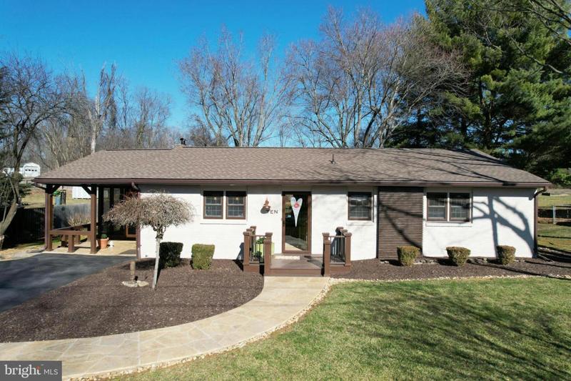 10 SCOTT DR, SHEPHERDSTOWN, WV 25443 Single Family Residence For Sale  MLS# WVJF2010698