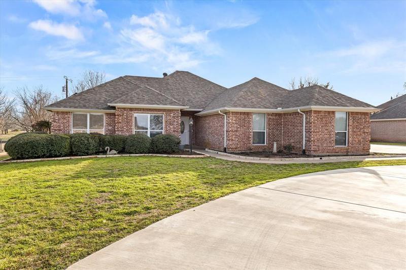 6915 Westover, Granbury, TX 76049 for Sale