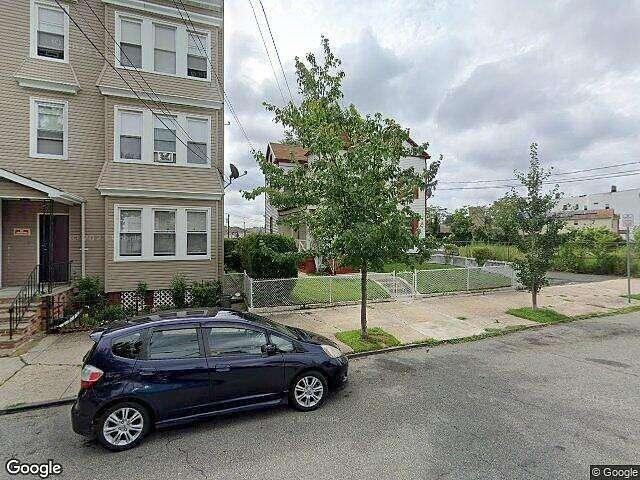Pierce, NEWARK, NJ 07103  613032696 for Sale