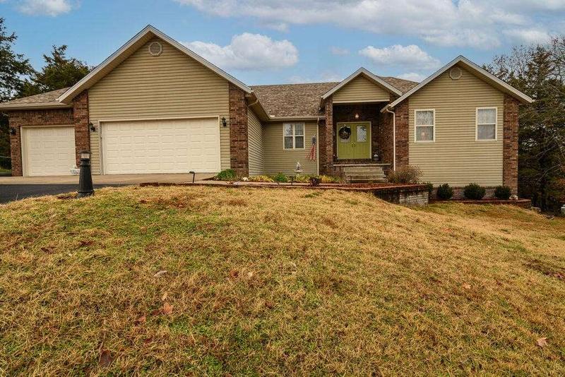457 Austin Place, Branson West, MO 65737  612264068 for Sale