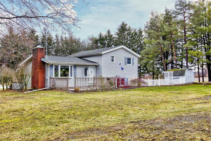 6237 READING RD, Rock Stream, NY 14878 Single Family Residence For Sale  MLS# R1517561