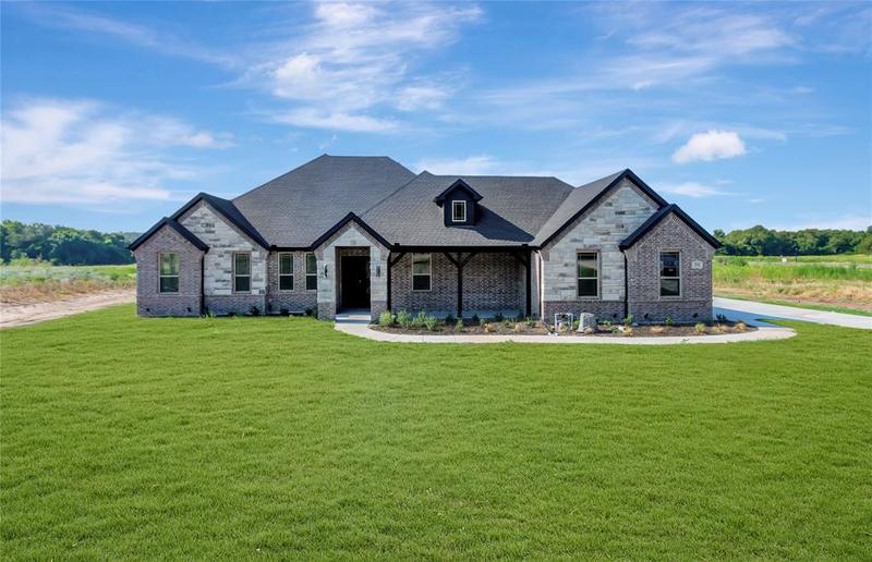 590 central Rd, Weatherford, TX 76088 for Sale