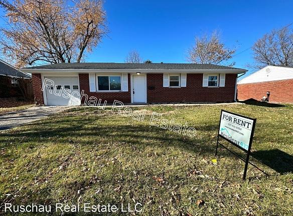 112 June Pl - Brookville, OH 45309 - Home For Rent