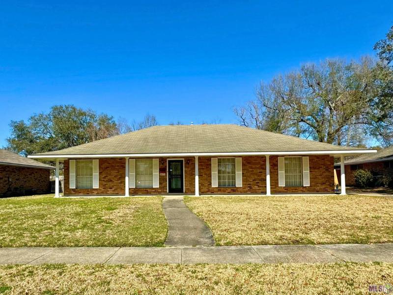10371 BRONZEBUSH AVE, Baton Rouge, LA 70816 Single Family Residence For Sale  MLS# 2024002030