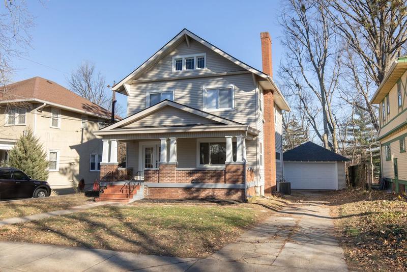 561 Central Ct S, Indianapolis, IN 46205  MLS# 21955088 for Sale