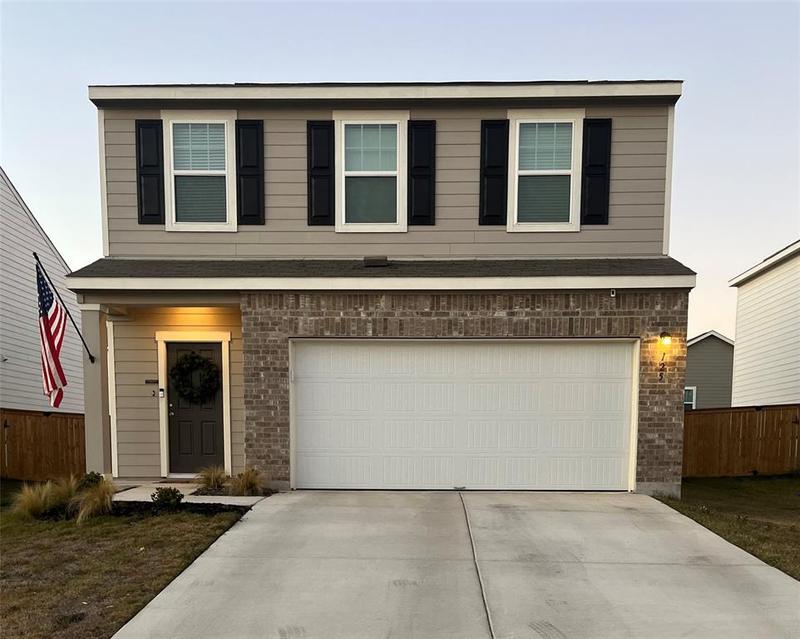 125 Gauntlet Dr, Jarrell, TX 76537 for Sale