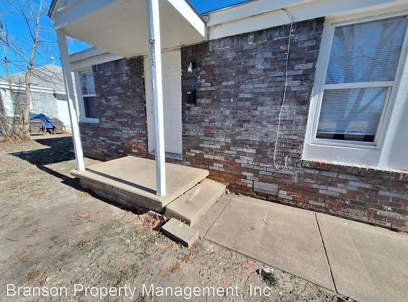 824 S Water St - Wichita, KS 67213 - Home For Rent