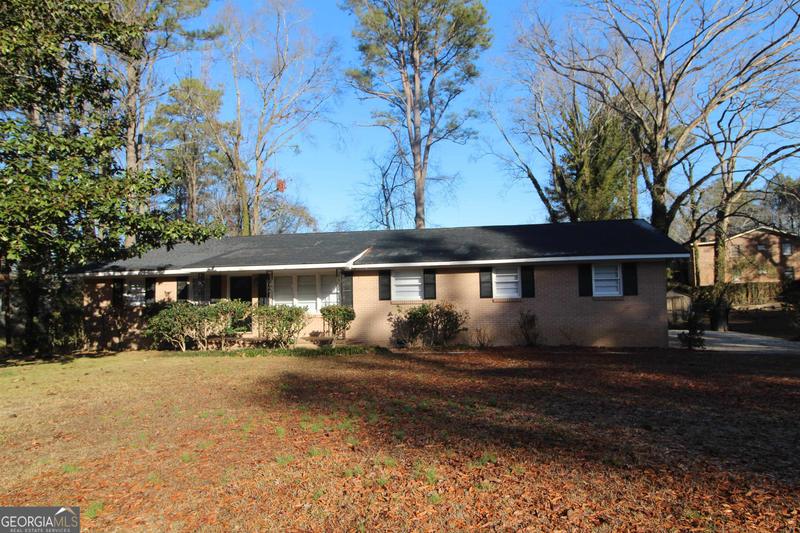 16 Greenleaf Drive Southwest, Rome, GA 30165 for Rent