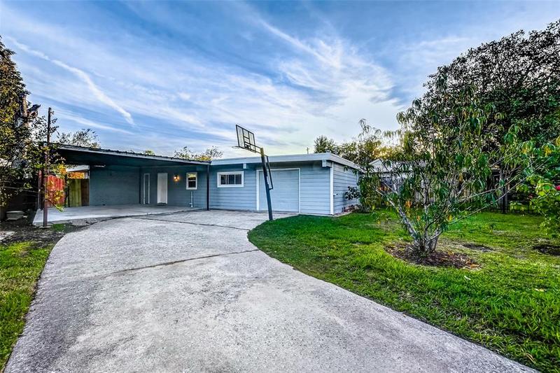 5211 Heatherbrook Dr, Houston, TX 77045 for Sale
