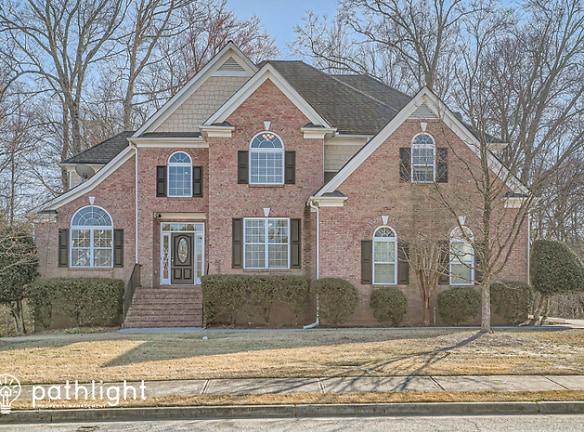 173 Tara Blvd - Loganville, GA 30052 - Home For Rent