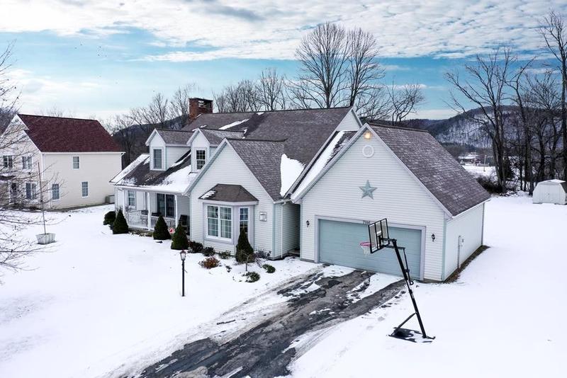 Bath, Steuben County, NY House for sale Property ID: 418741358