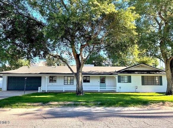 4536 E Calle Redonda - Phoenix, AZ 85018 - Home For Rent