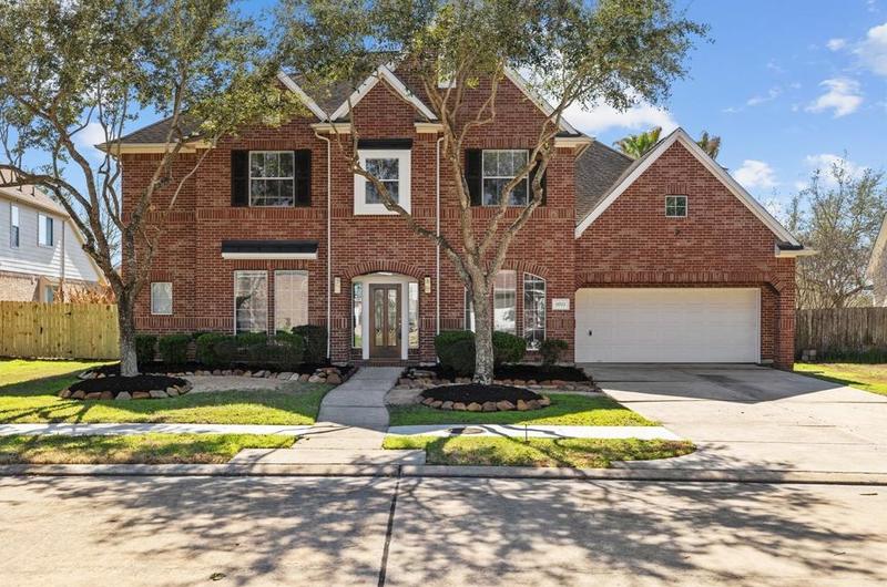 11702 Summer Springs Dr, Pearland, TX 77584 - MLS 91259577 for Sale