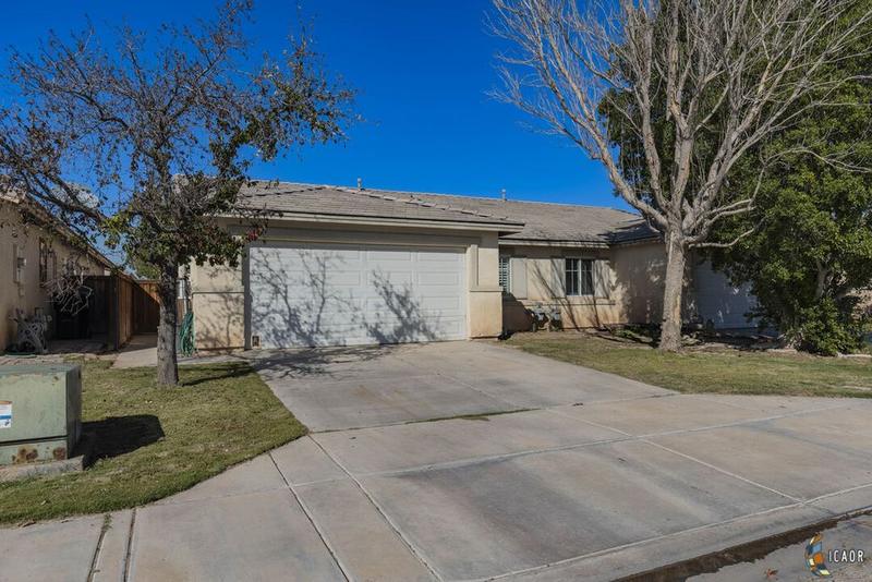 321 Santa Rosa Dr, Imperial, CA 92251  MLS# 24358719IC for Sale