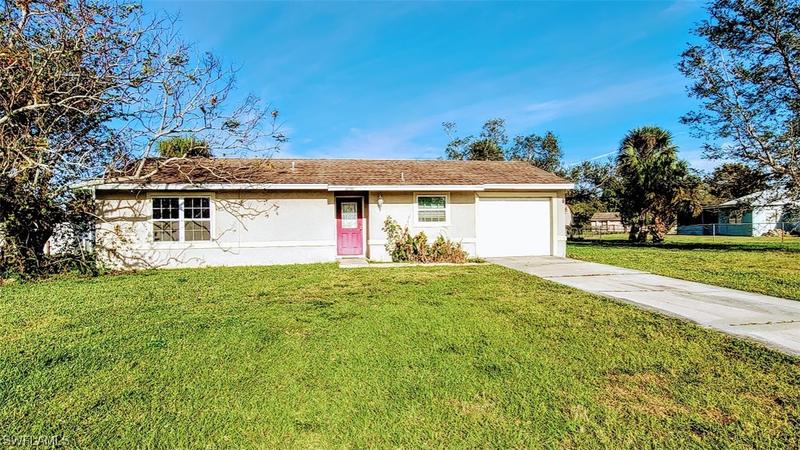 4066 South Edgewater Circle, La Belle, FL 33935 for Sale