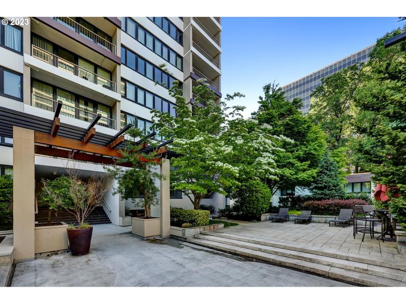 255 SW HARRISON ST TH6, Portland OR 97201 for Sale