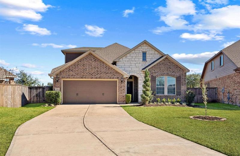 104 Castlegate Ln, Houston, TX 77065 for Sale