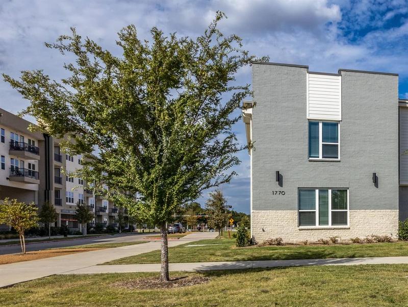 1770 Thornton Dr, Plano, TX 75075 for Rent
